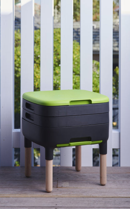 Wooden Legs (4) for Worm Farm - mazeproducts